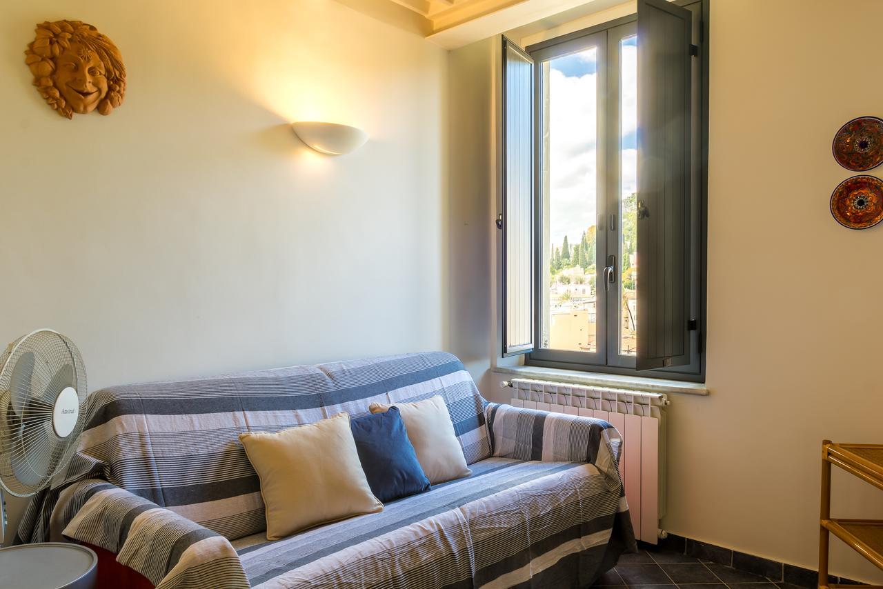 Amartia Apartments Taormina Eksteriør bilde