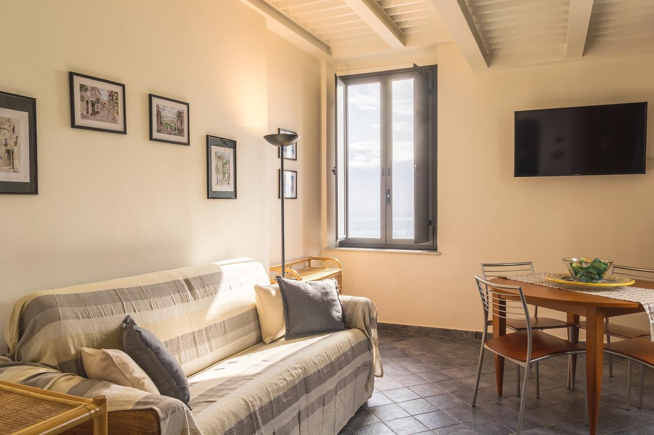 Amartia Apartments Taormina Eksteriør bilde