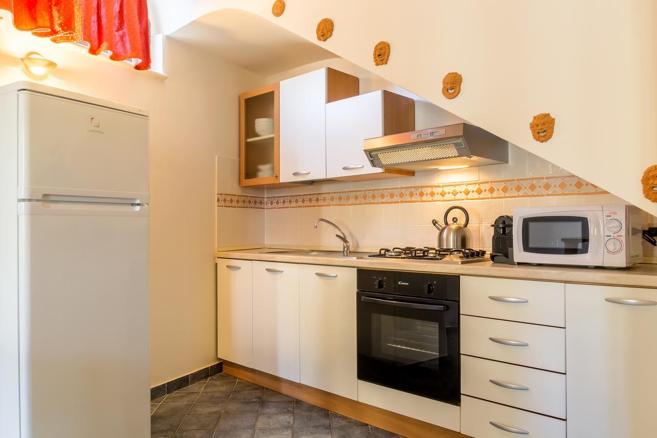 Amartia Apartments Taormina Eksteriør bilde