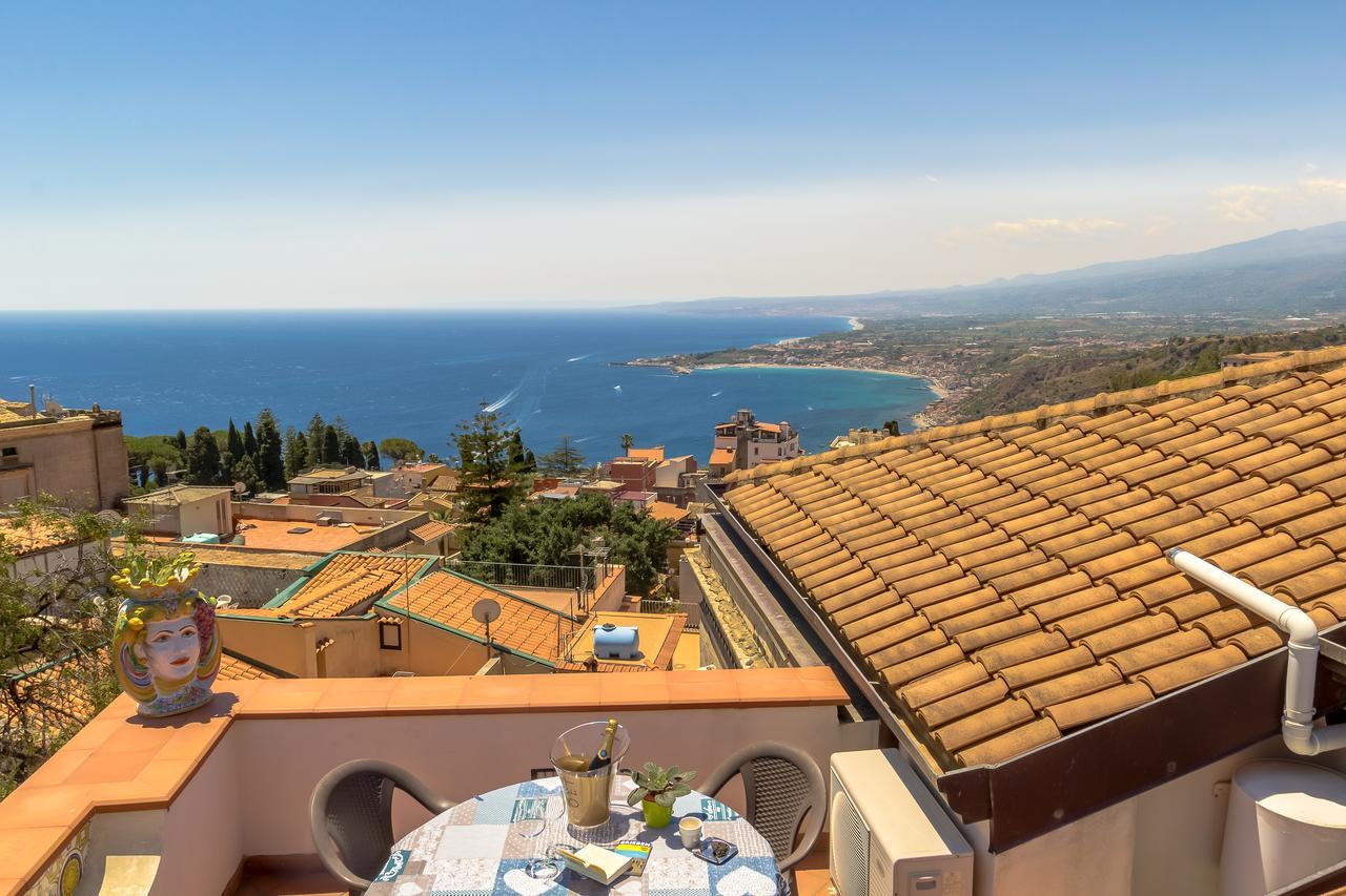 Amartia Apartments Taormina Eksteriør bilde