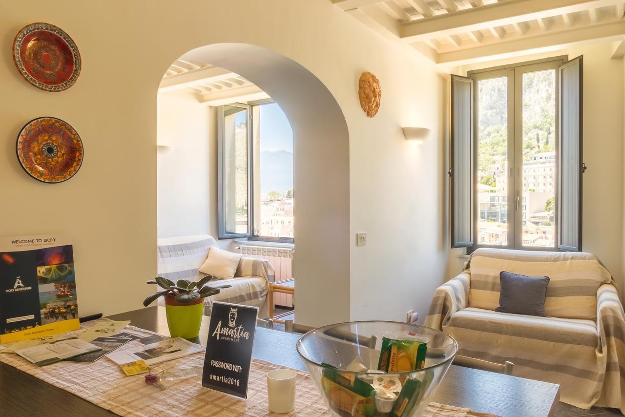 Amartia Apartments Taormina Eksteriør bilde