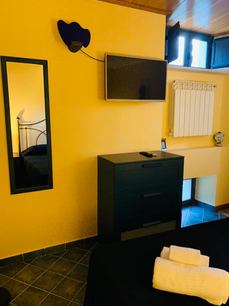 Amartia Apartments Taormina Eksteriør bilde